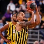 ΚΑΕ ΑΡΗΣ: Τα «χρόνια πολλά» στον Χάνλαν (pic)