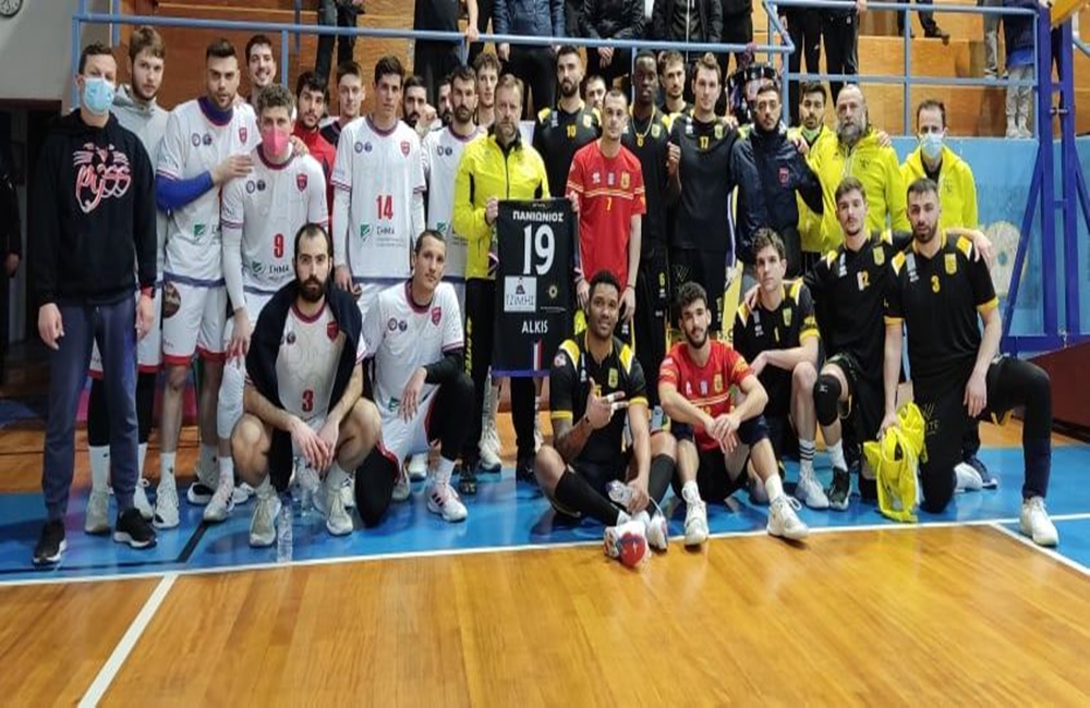 Βόλεϊ Ανδρών: Τιμή στον Άλκη μετά τη λήξη του αγώνα Πανιώνιος – ΑΡΗΣ