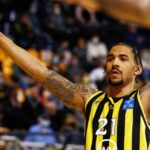 Το στιγμιότυπο Χάνλαν με δεκάδες παιδιά στην εκδήλωση του Παλέ (pic)
