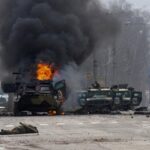 Συνεχίζονται οι μάχες στην Ουκρανία – Ζελένσκι: “Nα γίνουν διαδηλώσεις εναντίον της Ρωσίας”