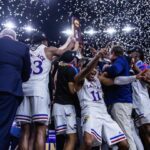 Το Κάνσας κατέκτησε τον τίτλο του NCAA με φοβερή ανατροπή! (vids)