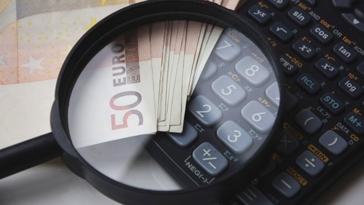 Τα σενάρια για τον κατώτατο μισθό – Πότε ανοίγει τα χαρτιά της η κυβέρνηση