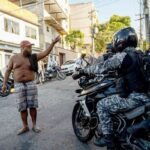 Βραζιλία: Αστυνομικοί έκλεισαν άντρα στο πορτ μπαγκάζ μαζί με καπνογόνο – Πέθανε από ασφυξία (vid)