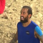 Survivor: Ο Σοϊλέδης “ντύθηκε”… Ρομπέρτο Κάρλος και ο Ατζούν έκανε πρόταση για τη Χαλ! (vid)