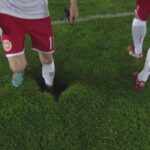 Μία τεράστια τρύπα μέσα στο γήπεδο στο Αυστρία-Δανία!