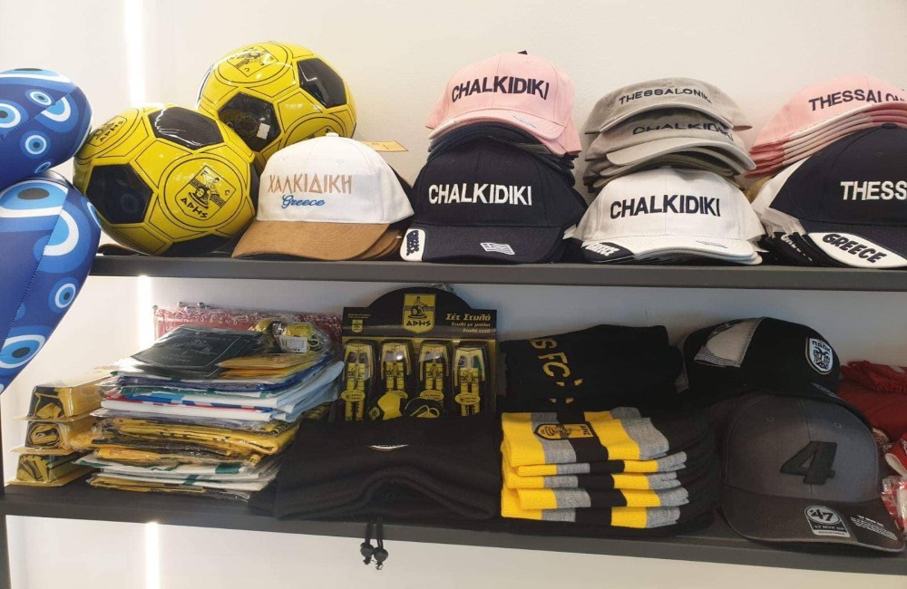 Προϊόντα της ΠΑΕ ΑΡΗΣ και στο αεροδρόμιο! (pics)