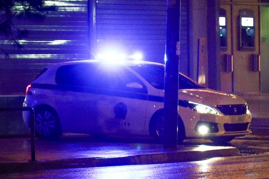 Διαρρήκτες μπήκαν στο σπίτι γυναίκας στη Λάρισα, όταν κοιμόταν με τα δύο παιδιά της (vid)