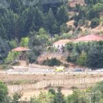 Έγκλημα στην Άρτα: Μπροστά στα μάτια του παιδιού του σκότωσε τον πεθερό του ο 29χρονος (vid)