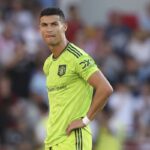 Ρονάλντο: Εκνευρισμένος μετά τη συντριβή ο CR7, σνόμπαρε οπαδούς και Τεν Χαγκ (vid)