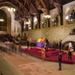 Βρετανία: Αρχίζει σε λίγες ώρες η τελετή για τον ενταφιασμό της βασίλισσας Ελισάβετ (vid)