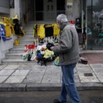 Βόλτες με λεωφορείο που αποκτήθηκε στη μνήμη του Άλκη Καμπανού
