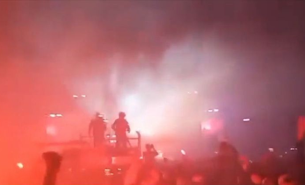 “Φρενίτιδα” με τη συναυλία του Λεξ (vid)