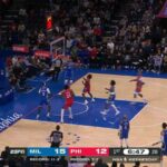 Πήγε για alley oop και έβαλε… τρίποντο! (vid)
