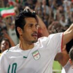 Ιράν: Απαγόρευσαν στην οικογένεια του παλαίμαχου ποδοσφαιριστή Αλί Νταεΐ να φύγει από τη χώρα