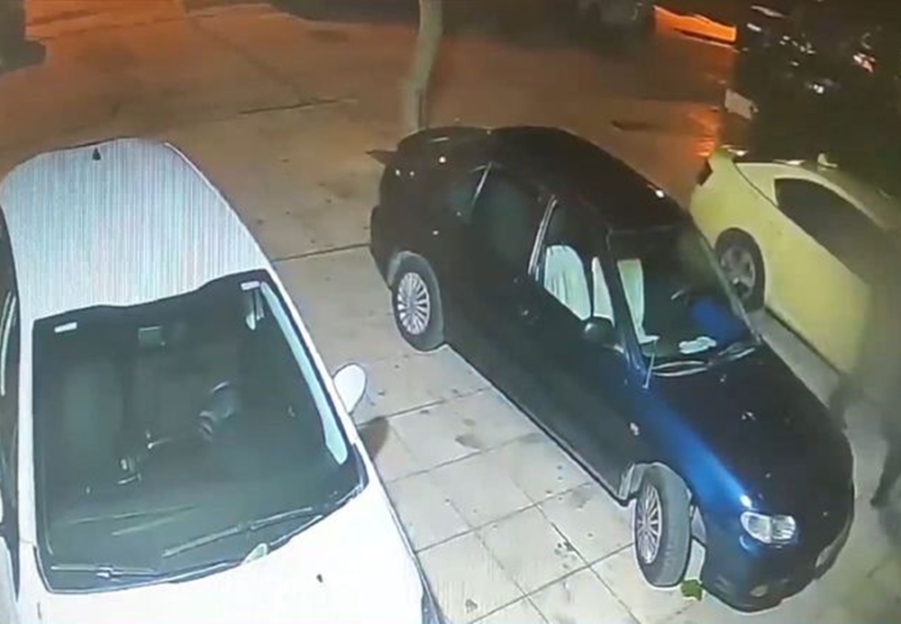 Ανήλικοι ληστεύουν 17χρονο στο Παλαιό Φάληρο (vid)