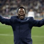 Η Σάντος δεν θα αποσύρει το “10”, σεβόμενη την επιθυμία του Πελέ