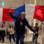 Υποδοχή με χορούς και τραγούδια στο ξενοδοχείο για την εθνική Γαλλίας (vid)