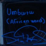 Τι σημαίνει το Umbwtw που έγραψε ο Τσιτσιπάς!