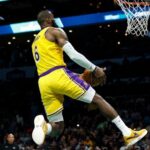 NBA Top 10: Φοβερά buzzer beater και ιπτάμενοι Λεμπρόν και Κάιρι (vid)