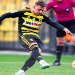 Μαντσίνι και… Κιτρινόμαυρο φόντο (pic)