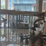Κίνα: Εισέβαλλε με το αυτοκίνητο σε ξενοδοχείο (vid)