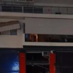Άνοιξε κρατήρας από την ισχυρή έκρηξη σε πλυντήριο αυτοκινήτων στη Γλυφάδα (vid)