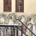 Με κουφέτα και λευκά τριαντάφυλλα το τελευταίο αντίο στον σμηναγό Τσιτλακίδη (vid)