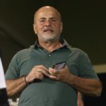 Επίθεση Αλαφούζου στην ΑΕΚ: «Εμένα με έκλεισαν στο ασανσέρ, όχι στη φυλακή – Ξέρουμε ποιος ελέγχει την ΕΠΟ»