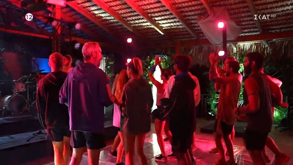 Γεύμα και πάρτι για Έλληνες και Τούρκους! (vids)