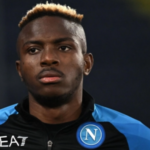 Νάπολι: Ερευνάται πιθανή «κομπίνα» στην μεταγραφή του Οσιμέν από την Λιλ, λόγω του Financial Fair Play