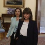 Στις 13:00 στο Προεδρικό Μέγαρο ο Γιάννης Σαρμάς – Αναλαμβάνει υπηρεσιακός Πρωθυπουργός (vid)