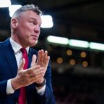 Γιασκεβίτσιους για Χέιζ-Ντέιβις: «Θα συνεχίσει να χτυπάει το κεφάλι του στον τοίχο μέχρι να τον σπάσει!»