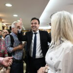 Ο φύλακας στο Υπουργείο Ψηφ. Διακυβέρνησης δεν αναγνώρισε… τον Υπουργό (vid)