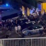 Σκηνές χάους στην Μπρέσια μετά τον υποβιβασμό, επεισόδια έξω από το γήπεδο με φωτιές σε αμάξια και τραυματίες (vids)