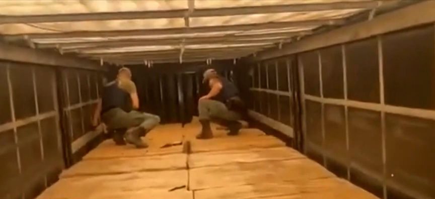 Ειδική κρύπτη από διακινητές για παράτυπους μετανάστες (vid)