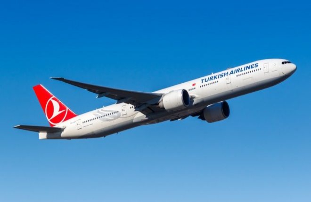 Φωτιά σε αεροσκάφος της Turkish Airlines με 300 επιβάτες