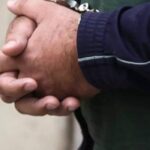 Θεσσαλονίκη: Έκρυβαν τα ναρκωτικά μέσα σε φρεάτιο στο κέντρο – Τρεις συλλήψεις