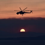 Φωτιά στο Λουτράκι: Βίντεο μέσα από το πιλοτήριο του Σινούκ! (vid)