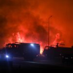 Φωτιά στη Σαμοθράκη – Παραμένει χωρίς ρεύμα το νησί