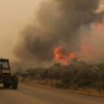 Αναζωπυρώσεις και εκκενώσεις οικισμών στον Έβρο (vid)