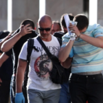Κροάτης χούλιγκαν μίλησε με τον πατέρα του και φοβάται για την ζωή του