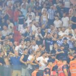 Ξύλο στις κερκίδες μεταξύ οπαδών των Τιράνων και της Μπεσίκτας (vid)