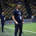 Δύο διακοπές και τέσσερα παιχνίδια