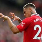 Ο Άντονι δημοσιοποιήσε συνομιλίες με μια από τις γυναίκες που τον κατηγορούν (vid+pics)