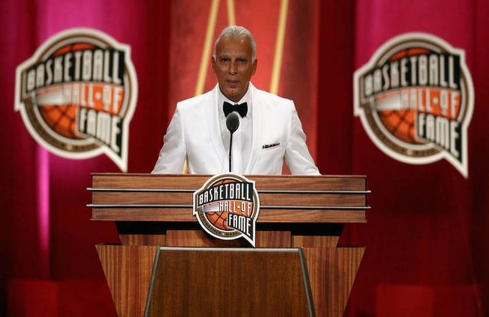 Σαν σήμερα ο Νίκος Γκάλης εισήχθη  στο Hall of Fame (vid)