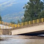 Κατέρρευσε η γέφυρα στον Παλαιόπυργο Λάρισας (vid)