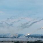Εικόνες πανικού στο αεροδρόμιο του Τελ Αβίβ – Σειρήνες σε μεγάλες πόλεις του Ισραήλ
