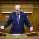 Χατζηδάκης: «Στις 22 Μαρτίου θα αυξηθεί ο κατώτατος μισθός» (vid)