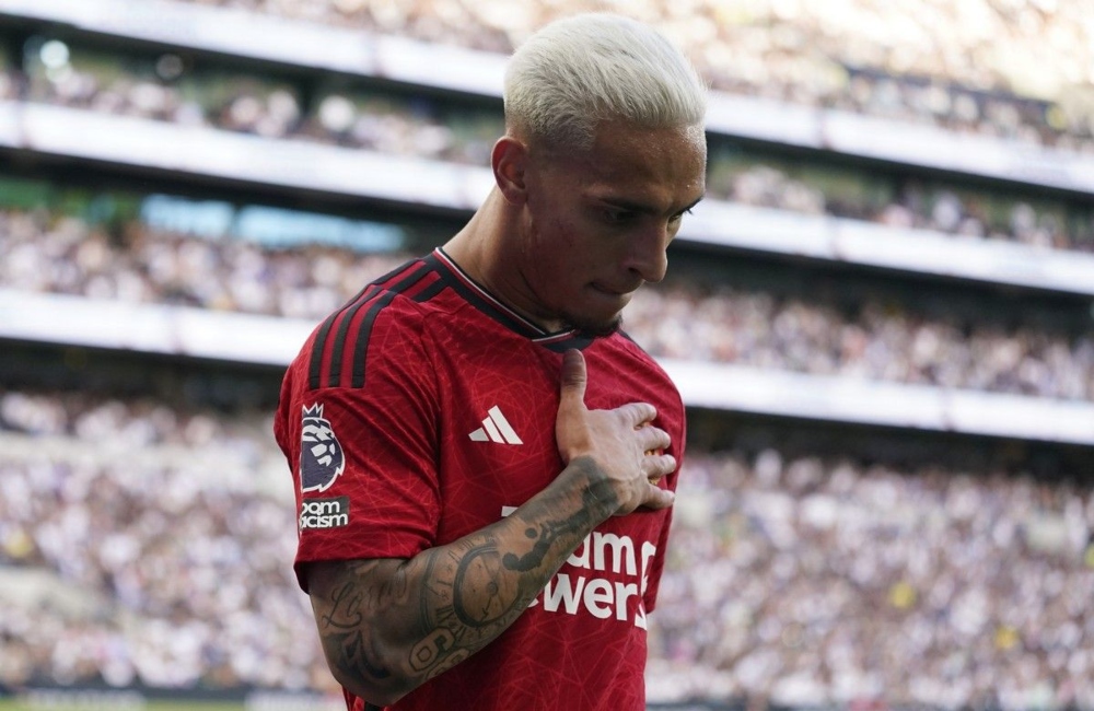 Μάντσεστερ Γιουνάιτεντ: Αποδέχθηκε πρόταση της Μπέτις για τον Άντονι