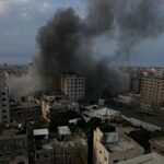Σοκάρει ο Έλληνας διευθυντής νοσοκομείου της Γάζας – «Συνέχεια έρχονται πτώματα» (vid)